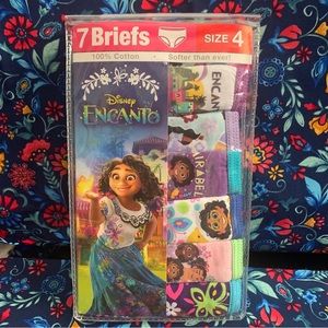 Girls, Disney Encanto briefs